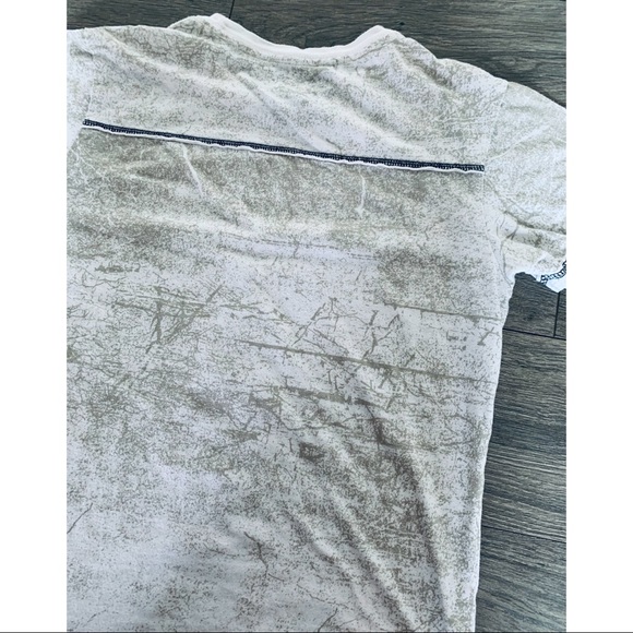 Hard Rock tee - Picture 5 of 6